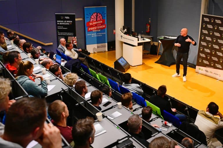 Masters of Movement 13:12:2024 Peter Heerschop en Niels Duinker (cc Athletic Skills Company) - 52 -web